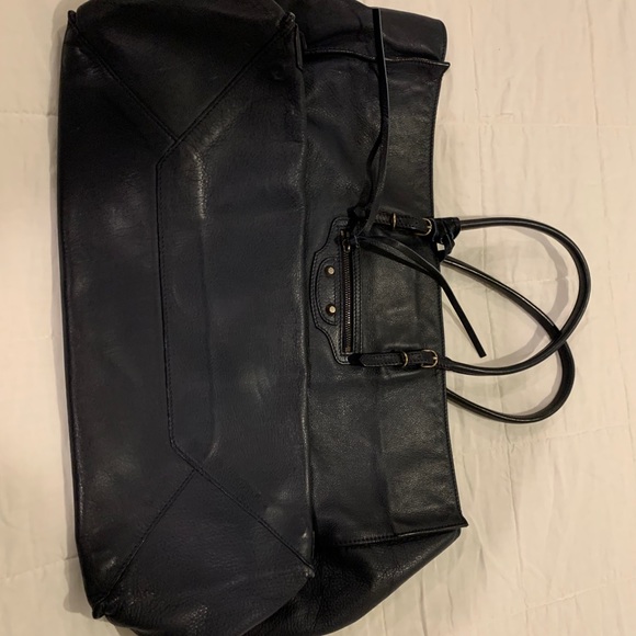 Balenciaga - Picture 3 of 3